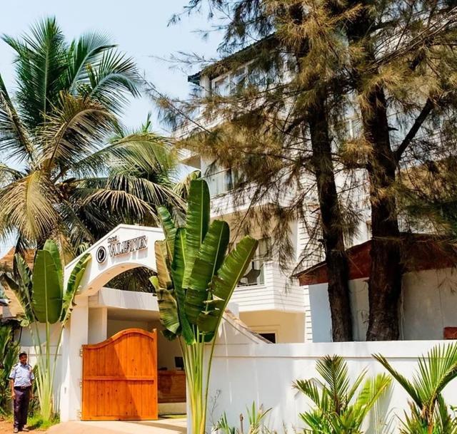 Valletta Beachside Morjim Ngoại thất bức ảnh