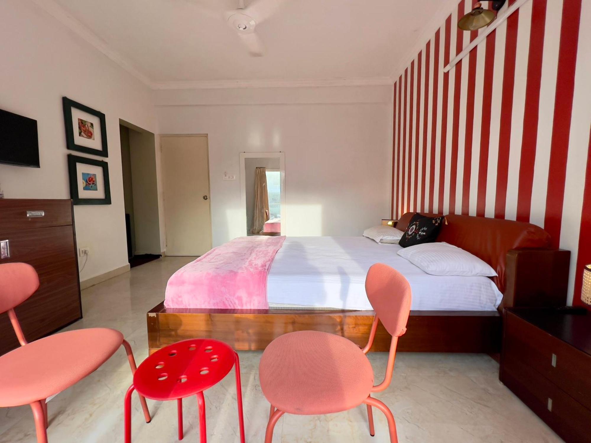 Valletta Beachside Morjim Ngoại thất bức ảnh